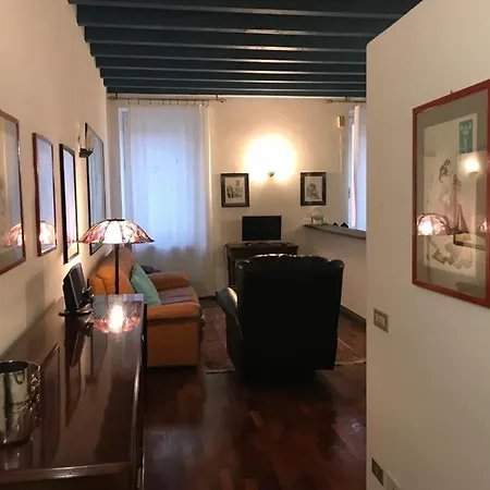 Gatto Bianco 9 Μπέργκαμο
